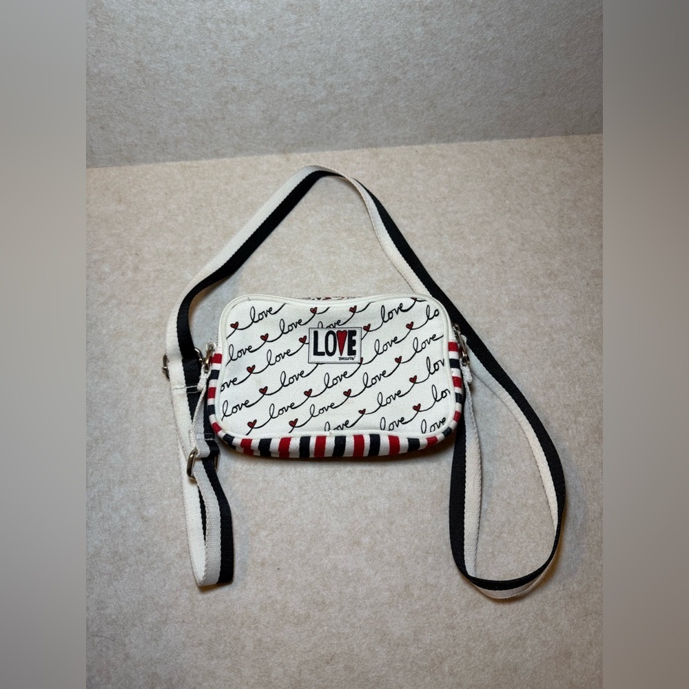 Brighton White Red Love Scroll Cross Body Bag Purse Valentines Day Heart